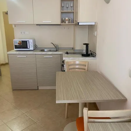 At Royal Sun, Sunny Apartament Słoneczny Brzeg